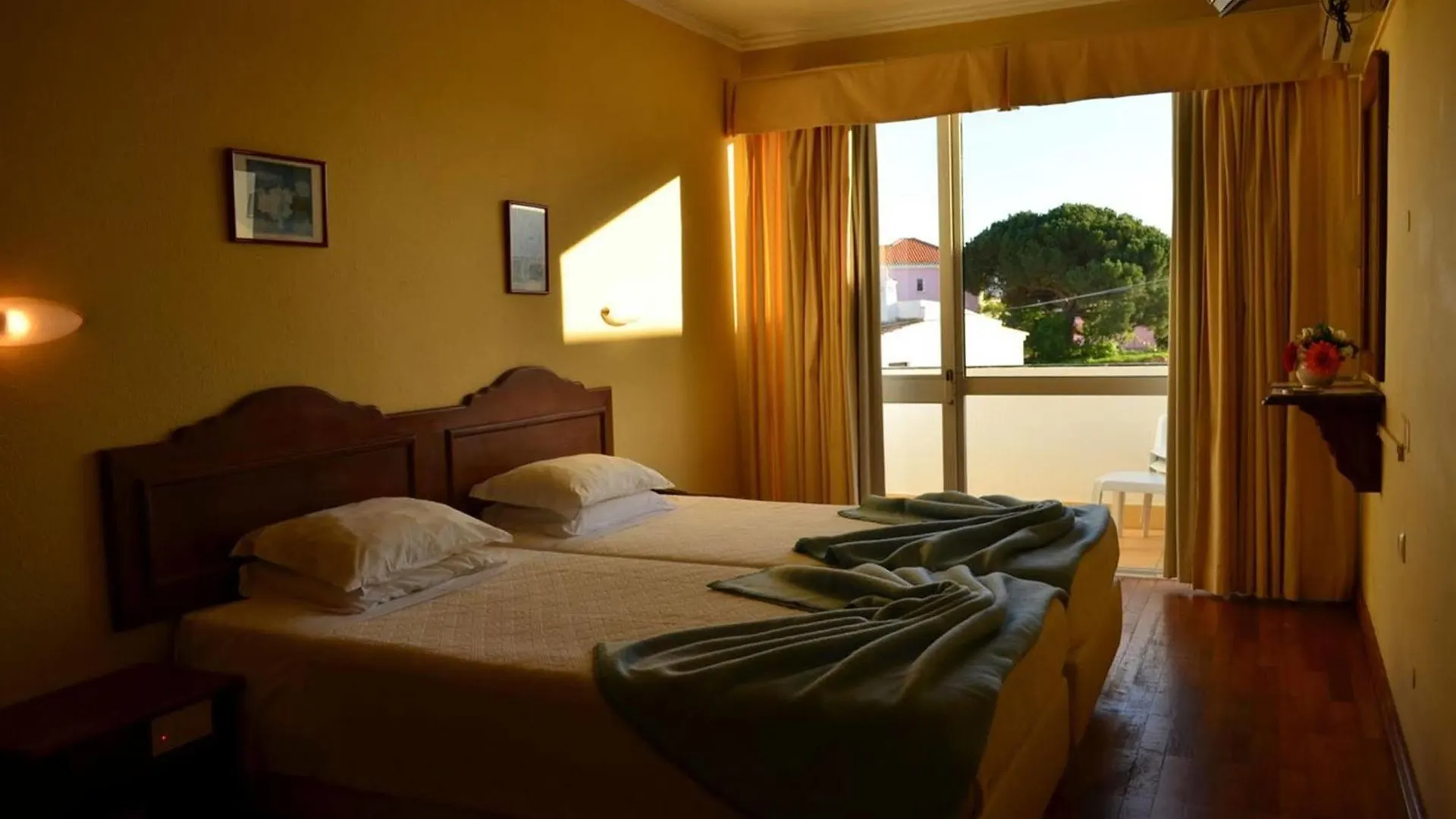 Hotel Wot Lagos Montemar